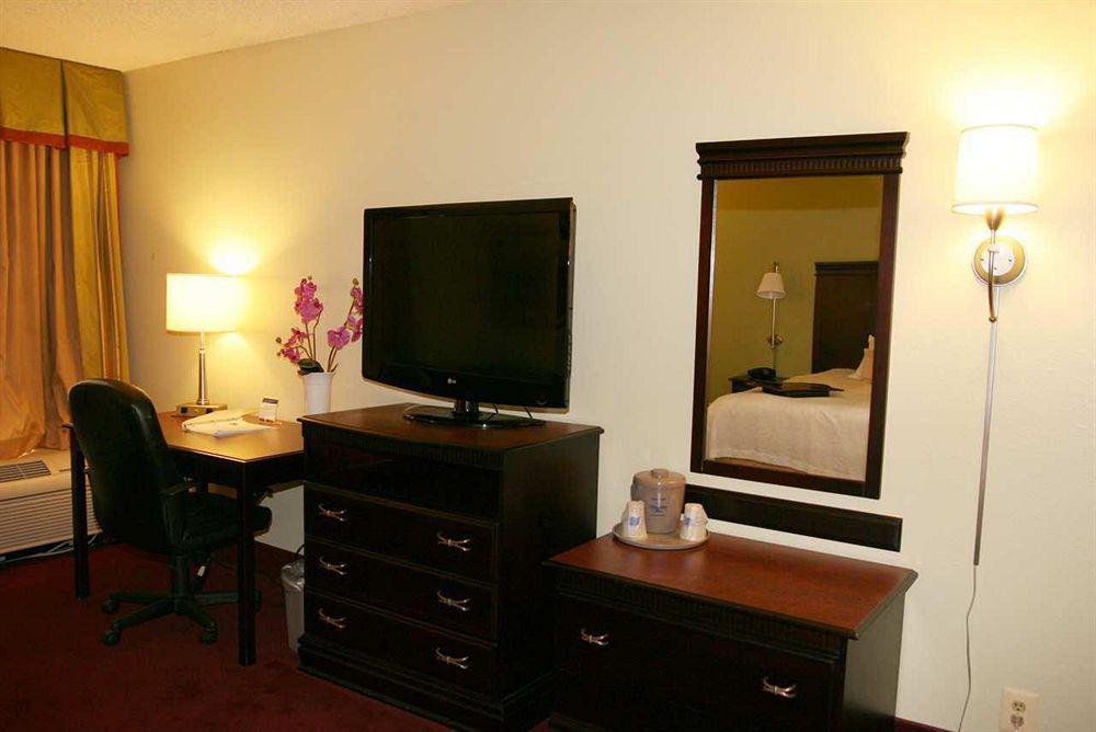 Hampton Inn Sulphur Lake Charles Стая снимка